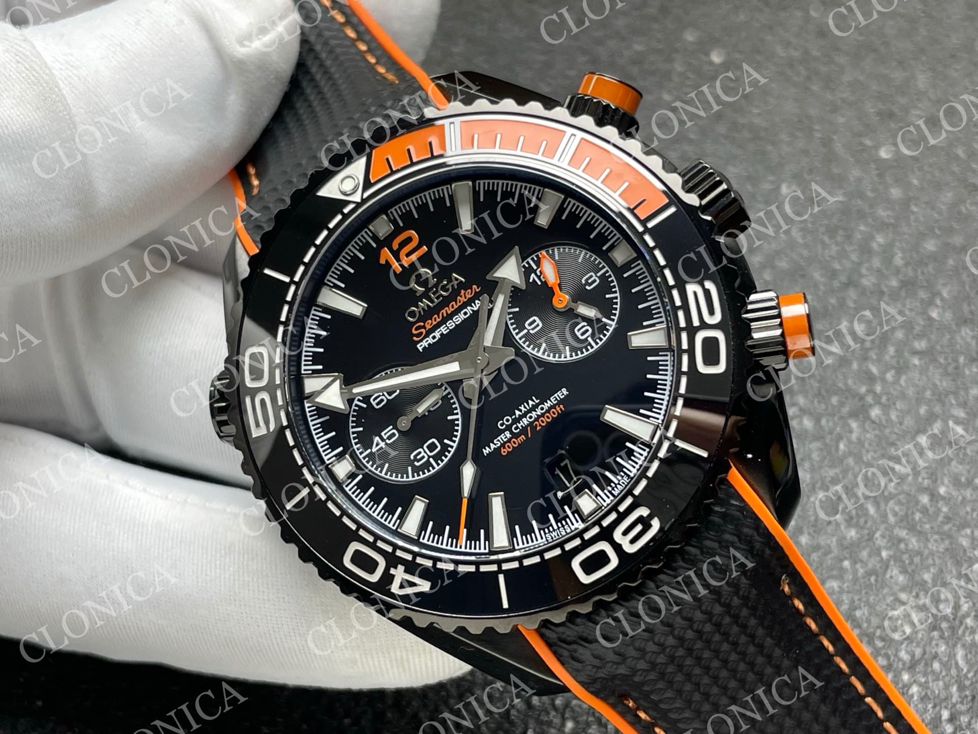 PLANET OCEAN MASTER CHRONOMETER BLACK CERAMIC BEZEL BLACK DIAL — view 2