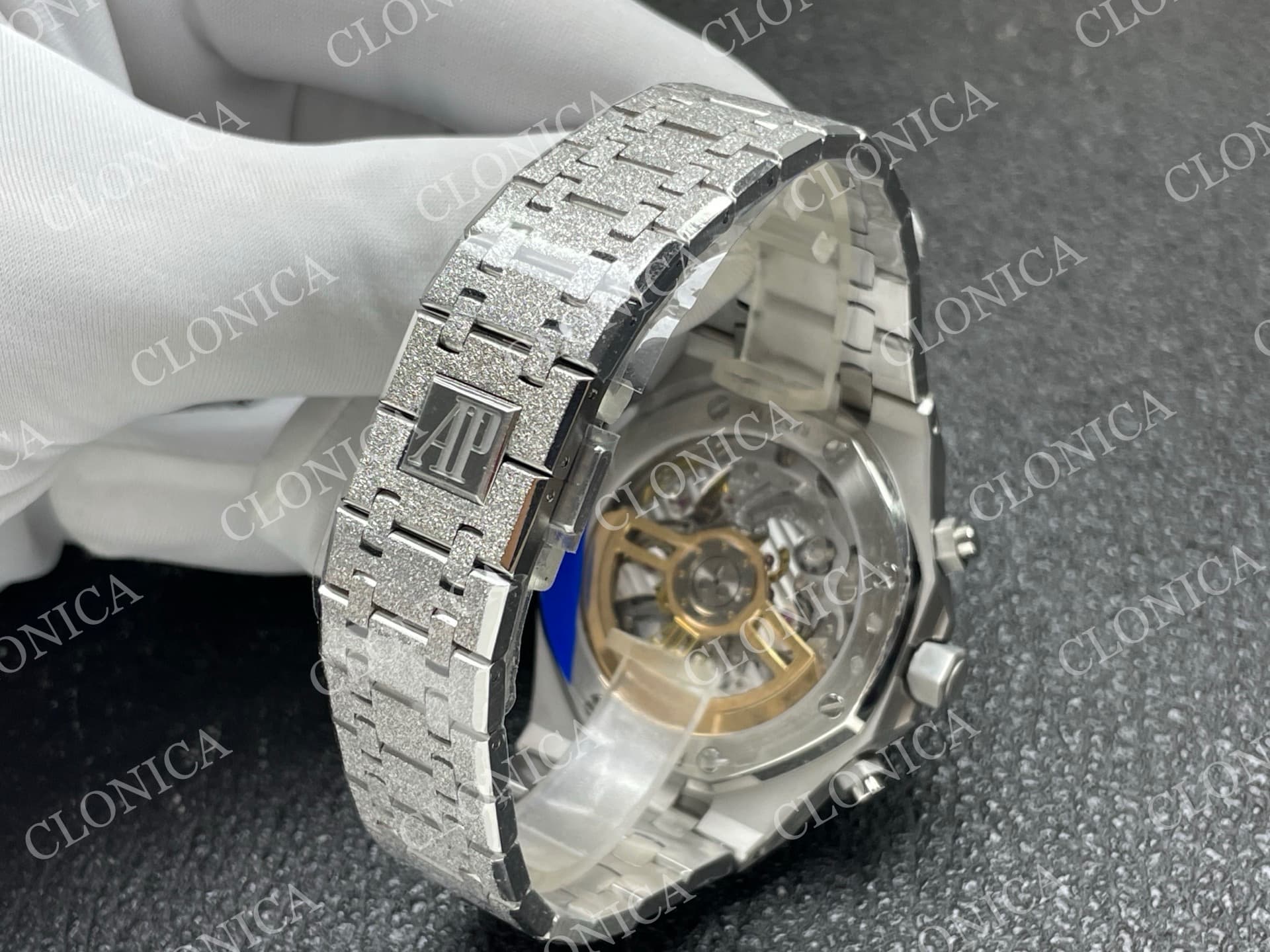 ROYAL OAK CHRONO 26239BC FROSTED SS GRAY DIAL BLACK SUBDIAL ON BRACELET SA4401 — view 5