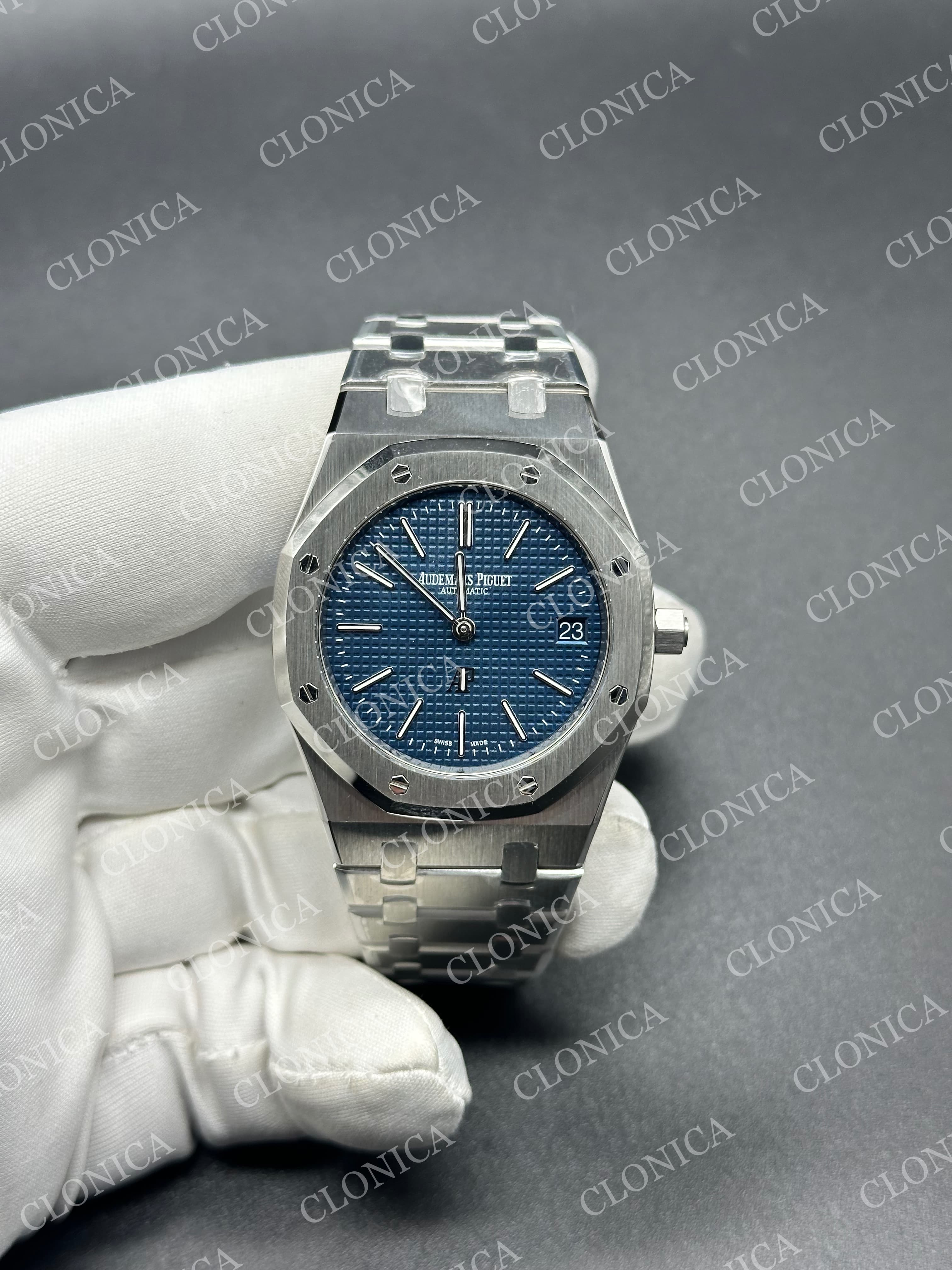 ROYAL OAK 39MM 15202 BLUE DIAL ON SS BRACELET — view 1