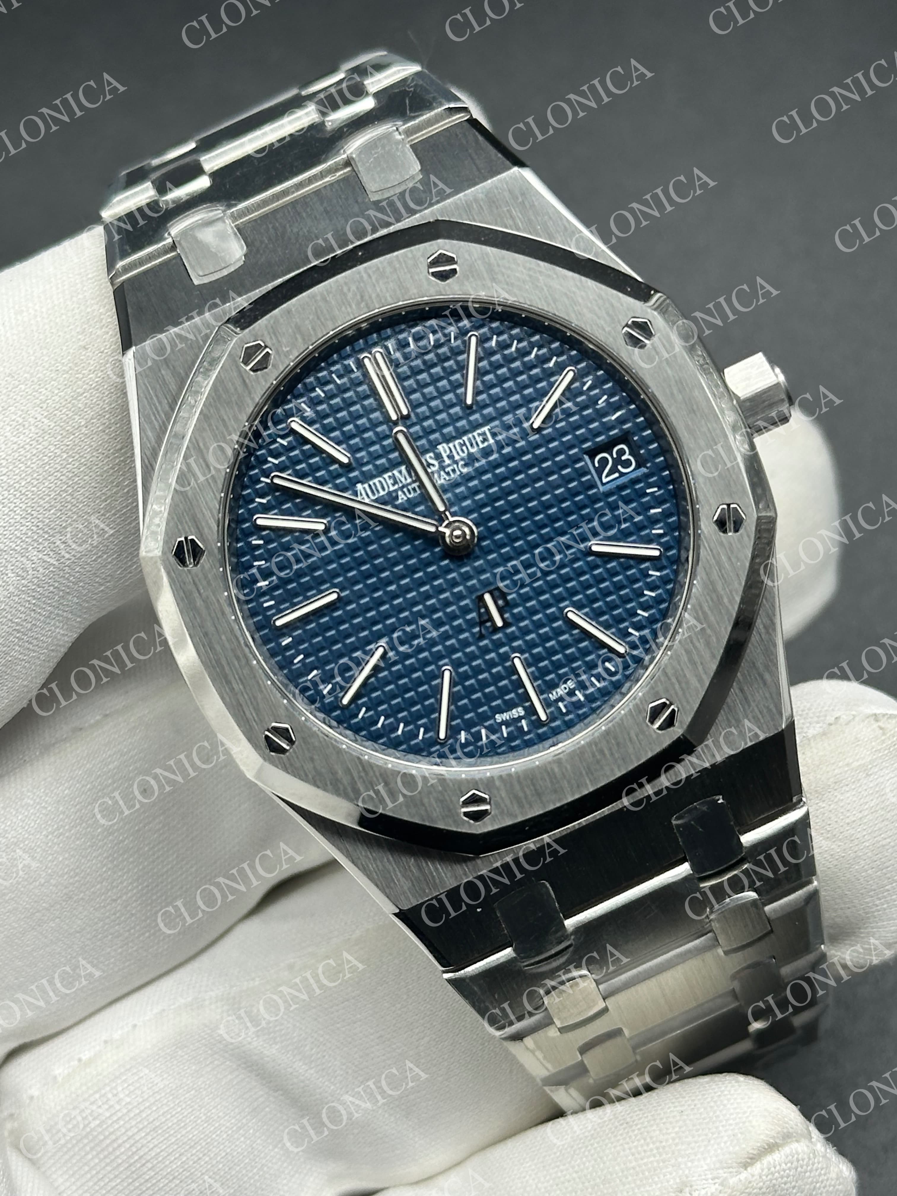 ROYAL OAK 39MM 15202 BLUE DIAL ON SS BRACELET — view 2