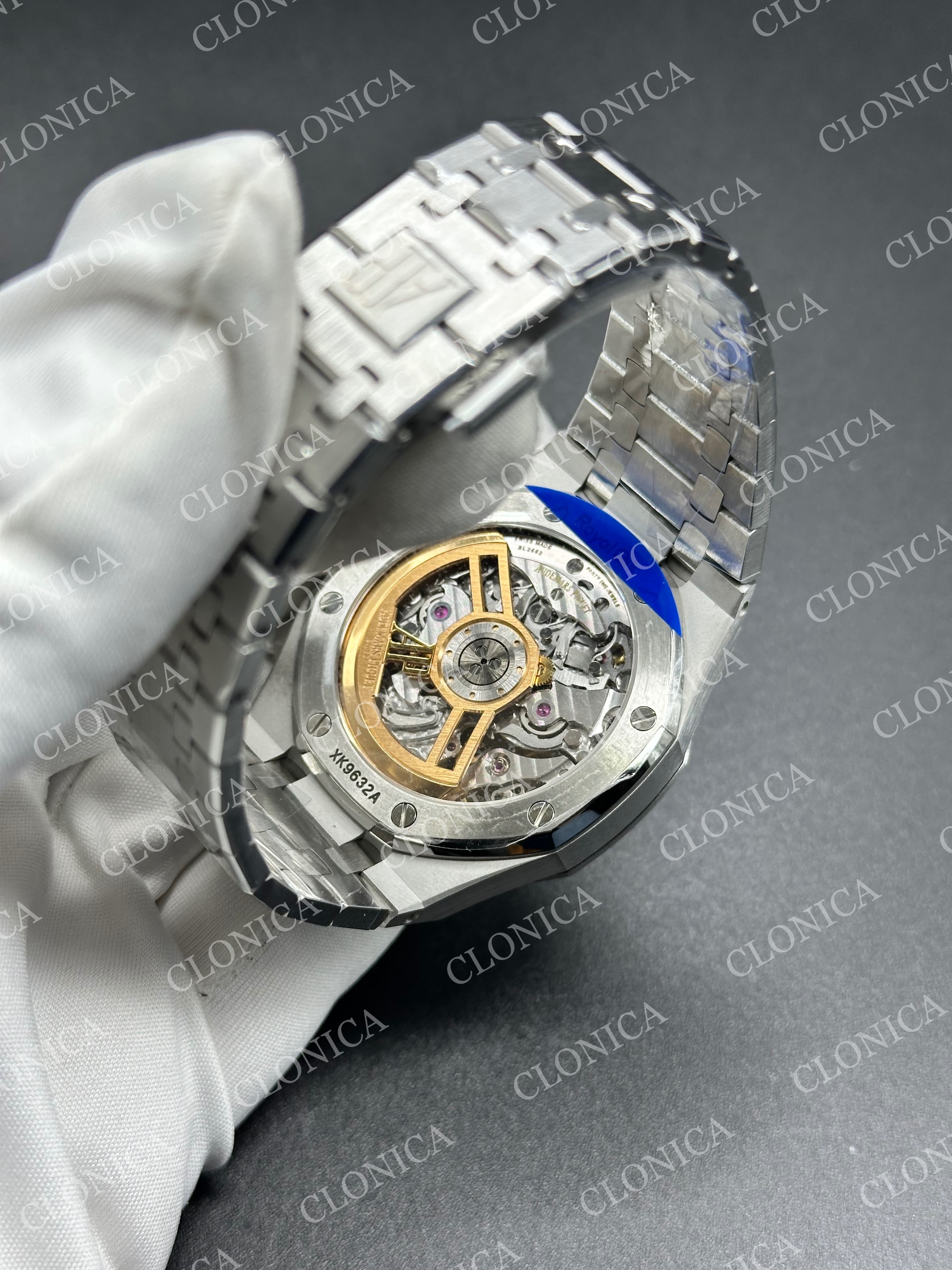 ROYAL OAK CHRONO 26240 SS WHITE DIAL ON SS BRACELET SA4401 SUPER CLONE — view 6