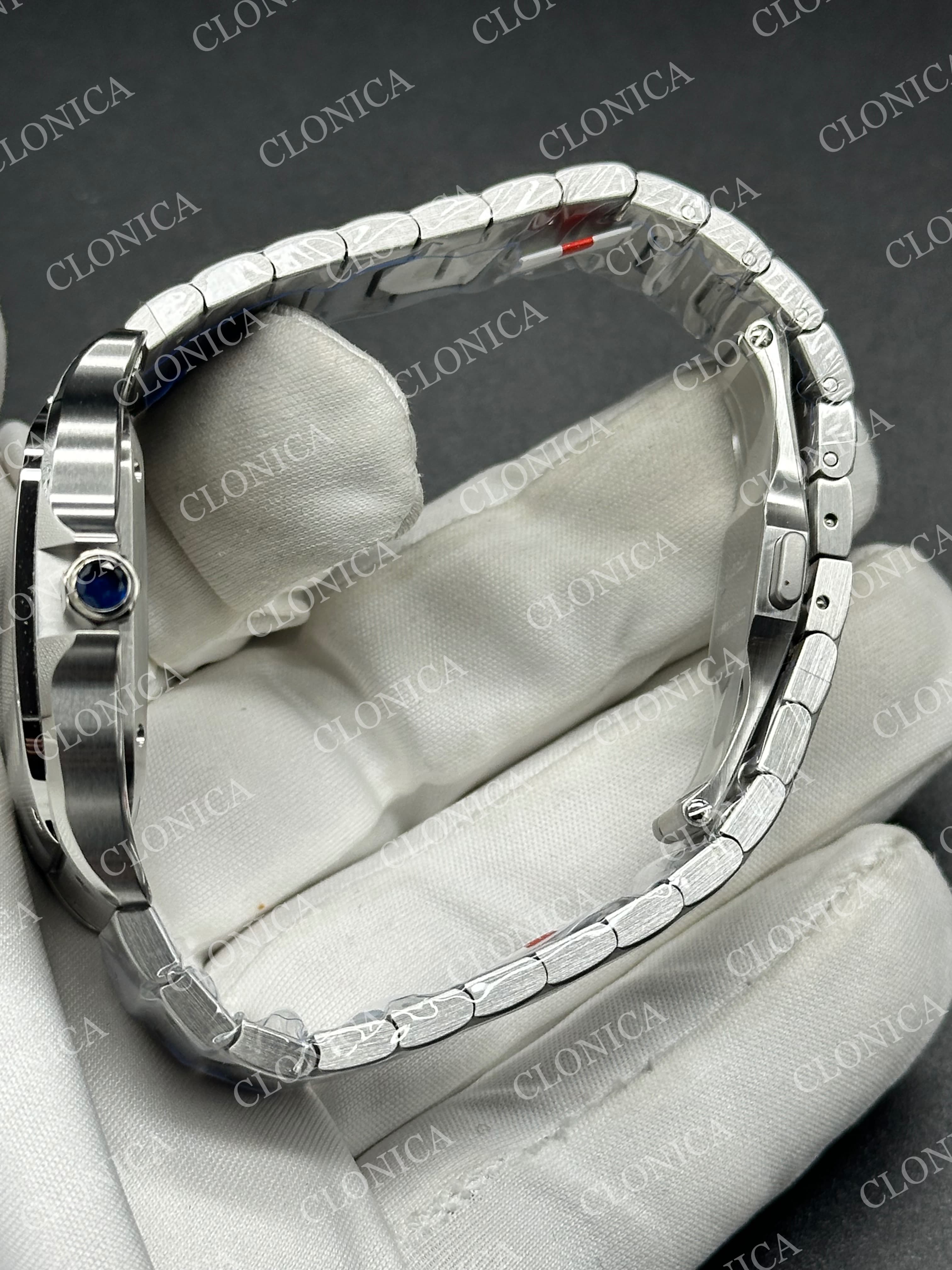 SANTOS DE CARTIER 35MM WHITE DIAL ON SS SMARTLINKS BRACELET — view 4