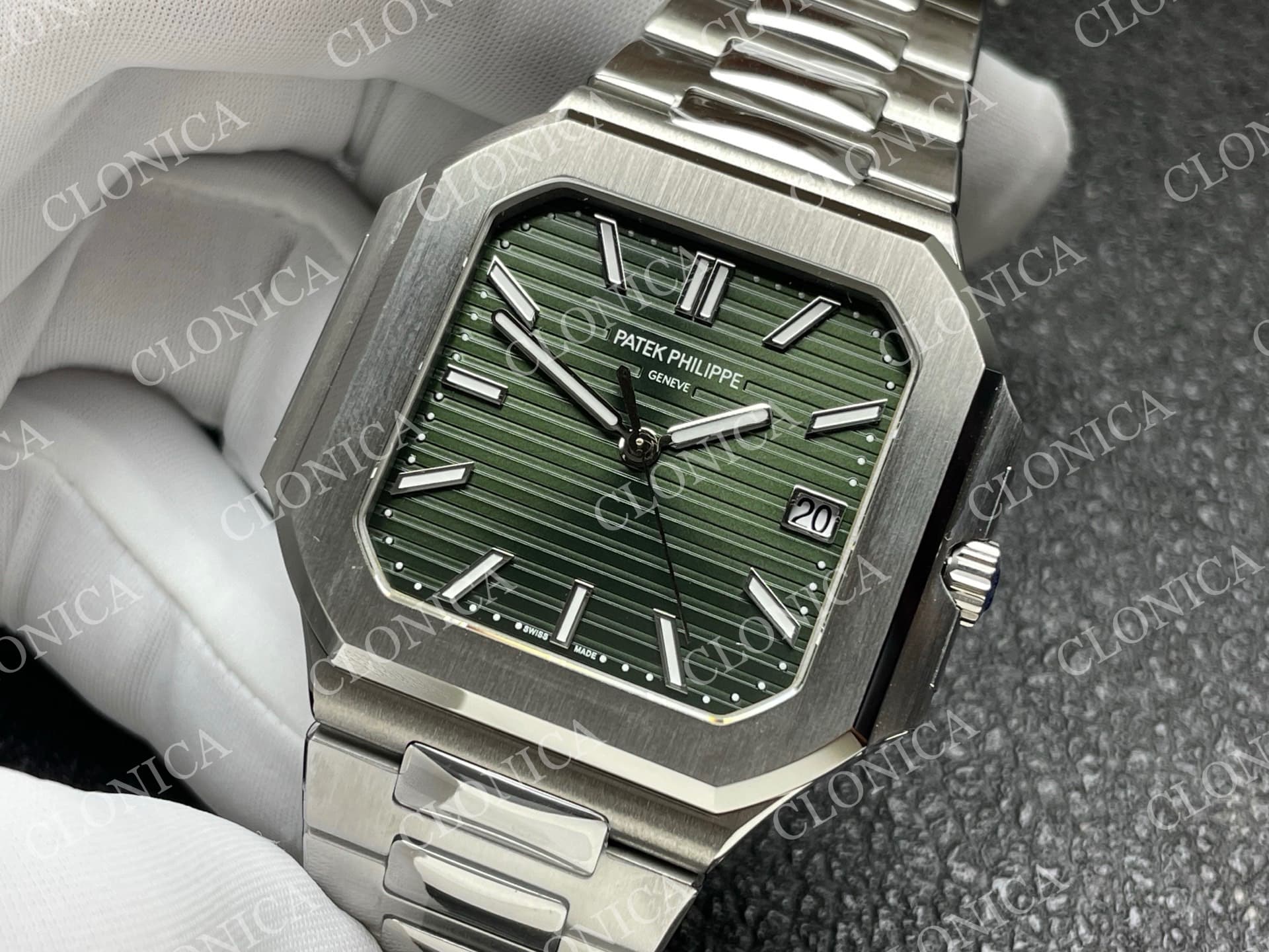 CUBITUS 5821 SS GREEN DIAL ON SS BRACELET DD330 SUPER CLONE — view 4