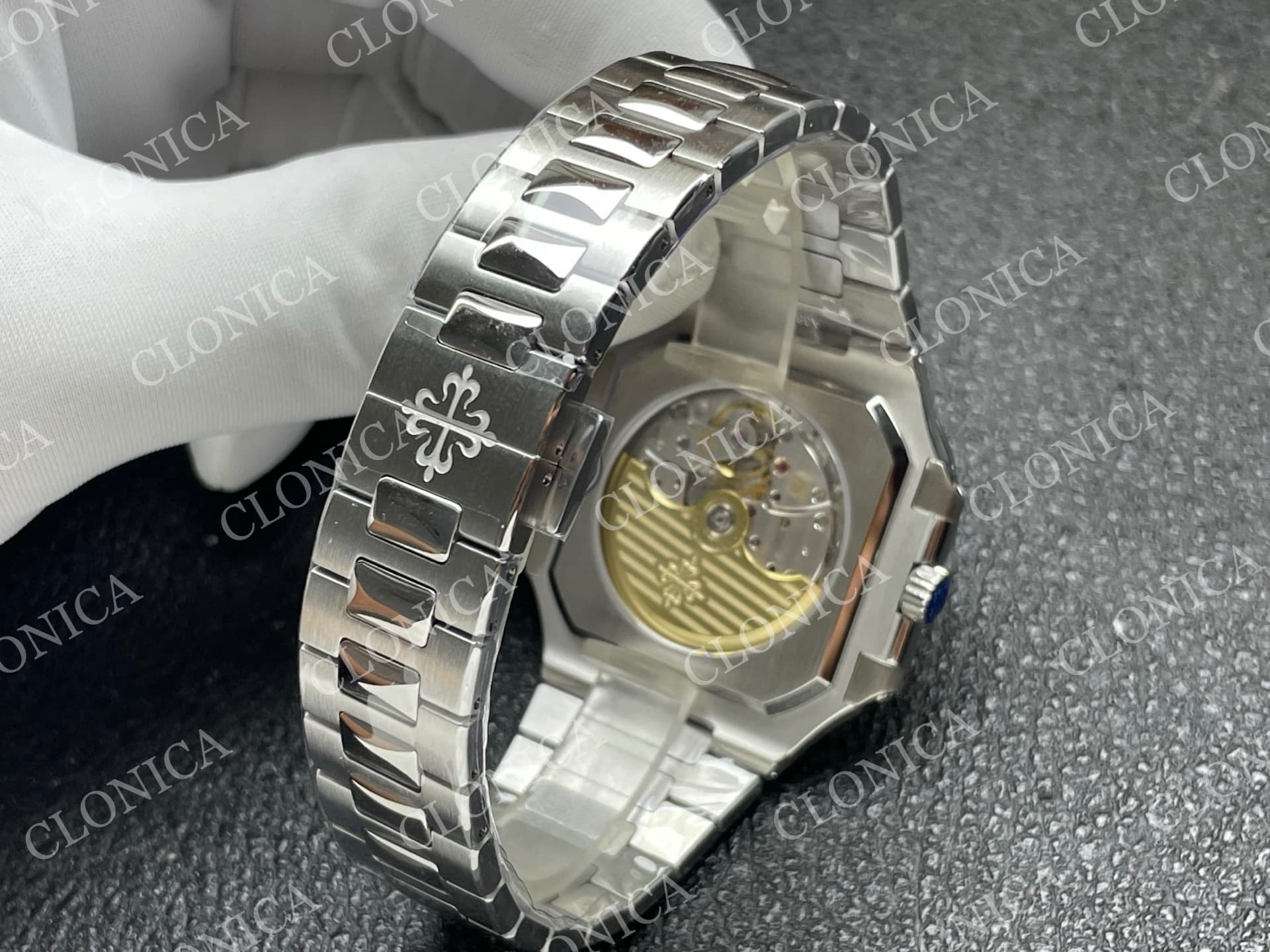 CUBITUS 5821 SS GREEN DIAL ON SS BRACELET DD330 SUPER CLONE — view 5