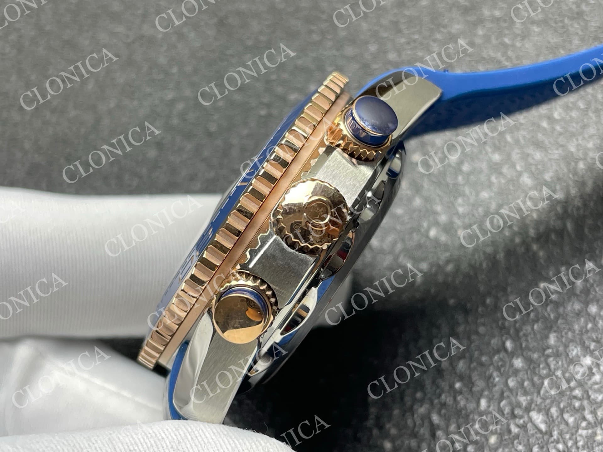 PLANET OCEAN MASTER CHRONOMETER BLUE ROSE CERAMIC BEZEL BLUE DIAL — view 7