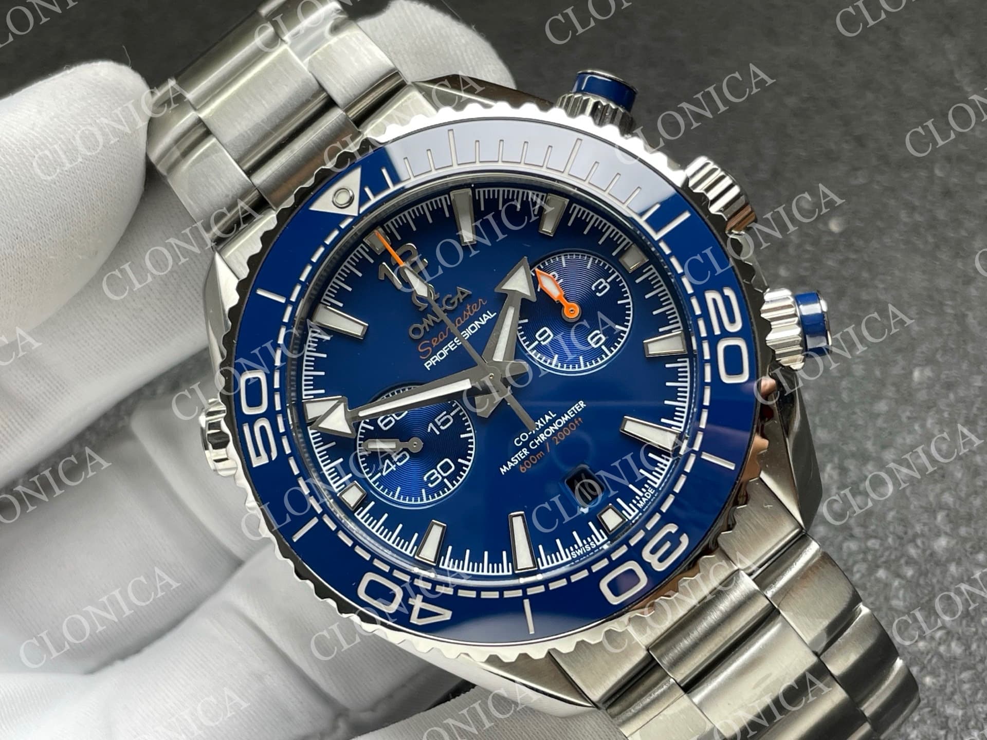 PLANET OCEAN MASTER CHRONOMETER BLUE CERAMIC BEZEL BLUE DIAL — view 2