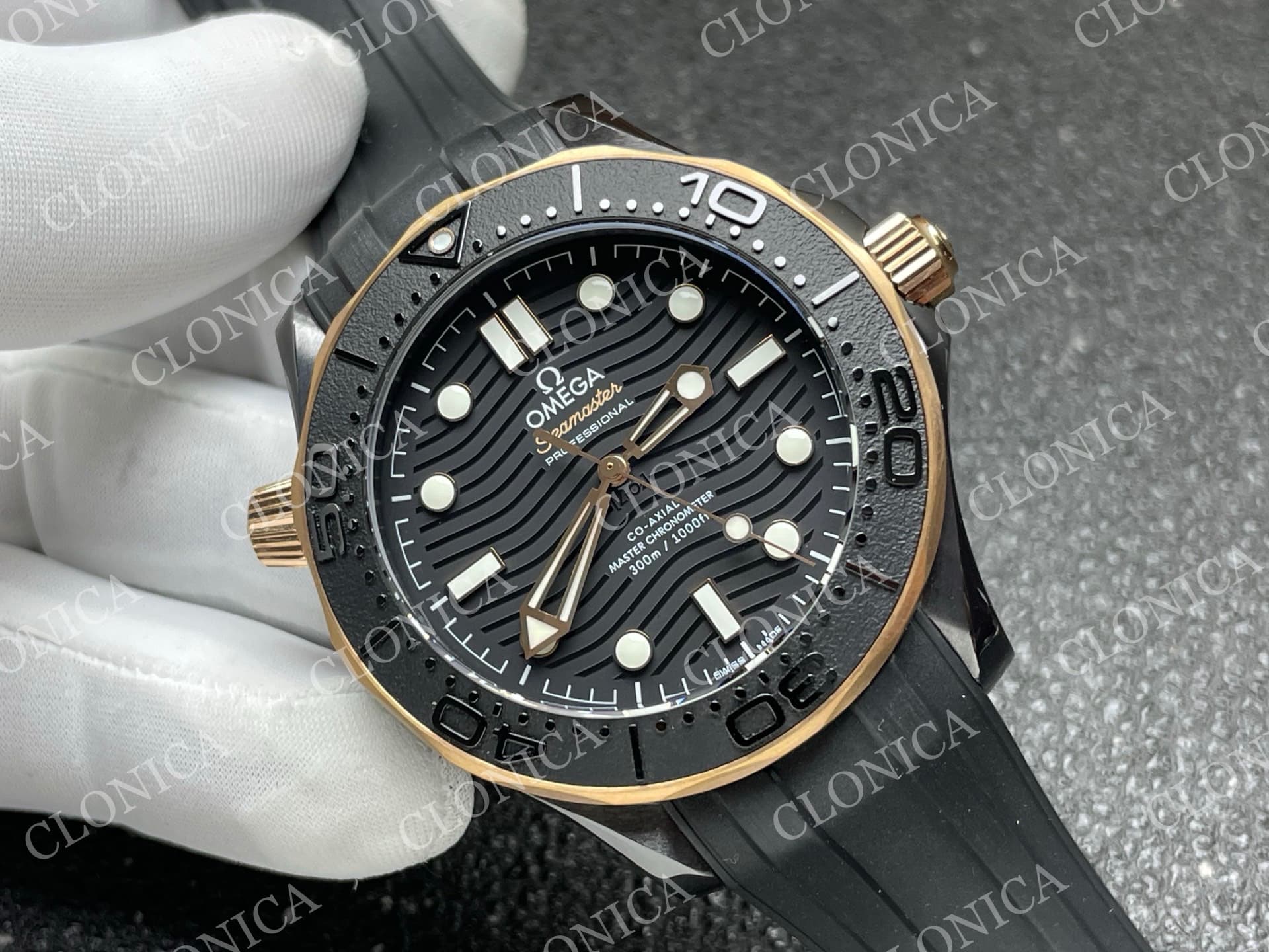 SEAMASTER DIVER 300M CERAMIC/RG 1:1 BEST EDITION BLACK DIAL — view 2