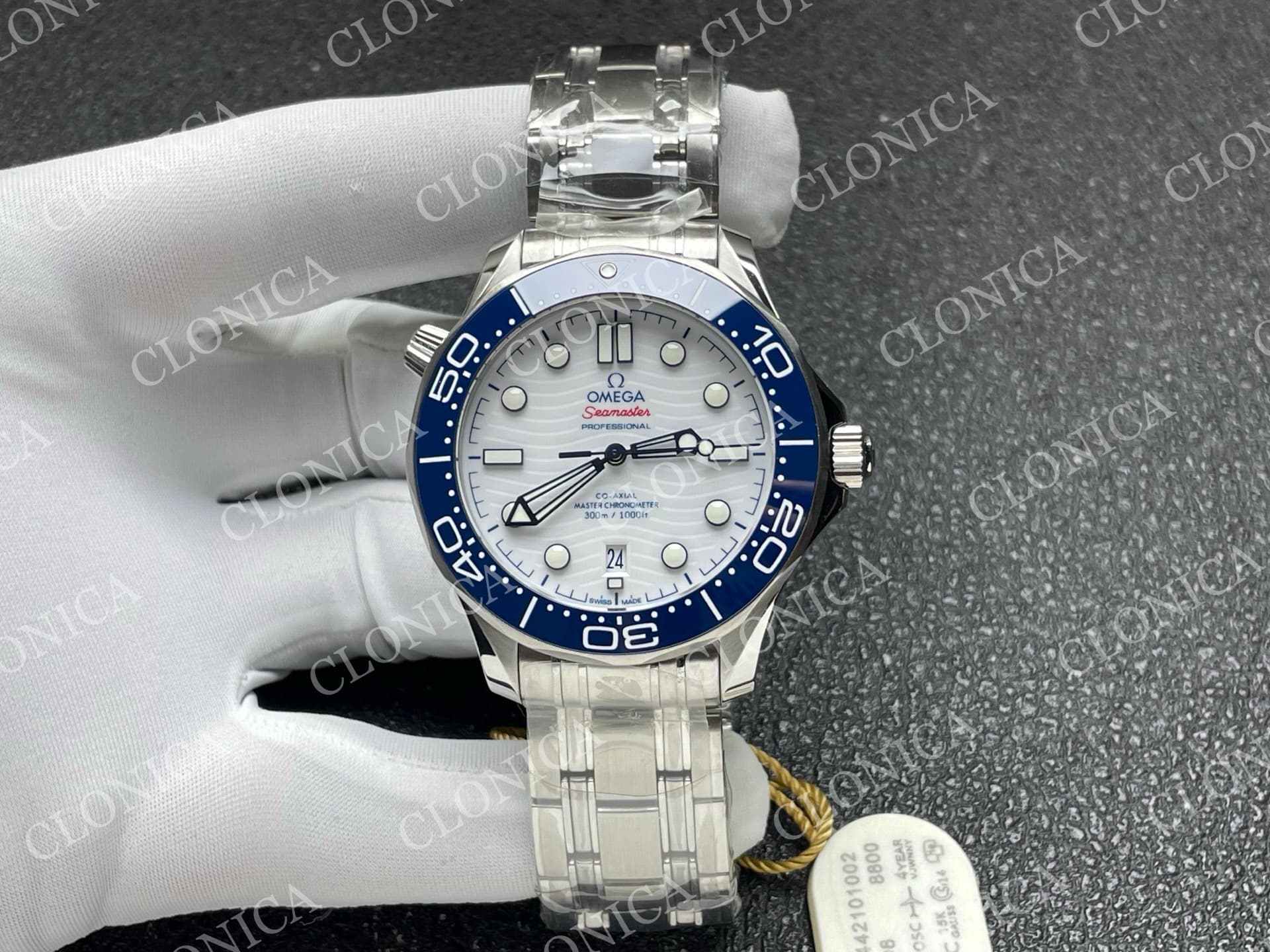 SEAMASTER DIVER 300M AMERICAS CUP SS 1:1 WHITE WAVE CERAMIC DIAL — view 1