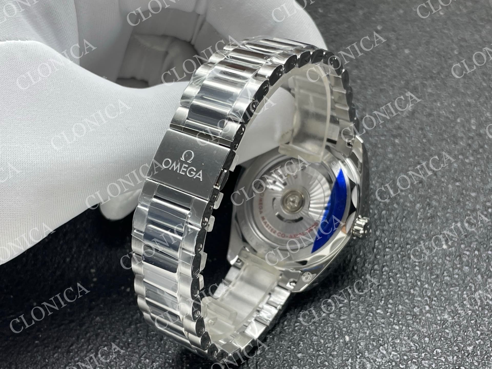 AQUA TERRA 150M MASTER 38MM SS BLACK DIAL — view 5