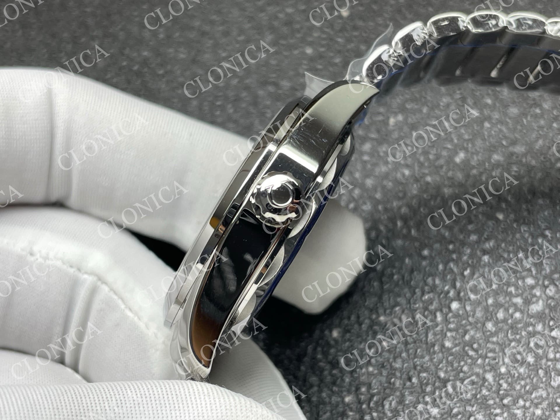 AQUA TERRA 150M MASTER 38MM SS BLACK DIAL — view 7