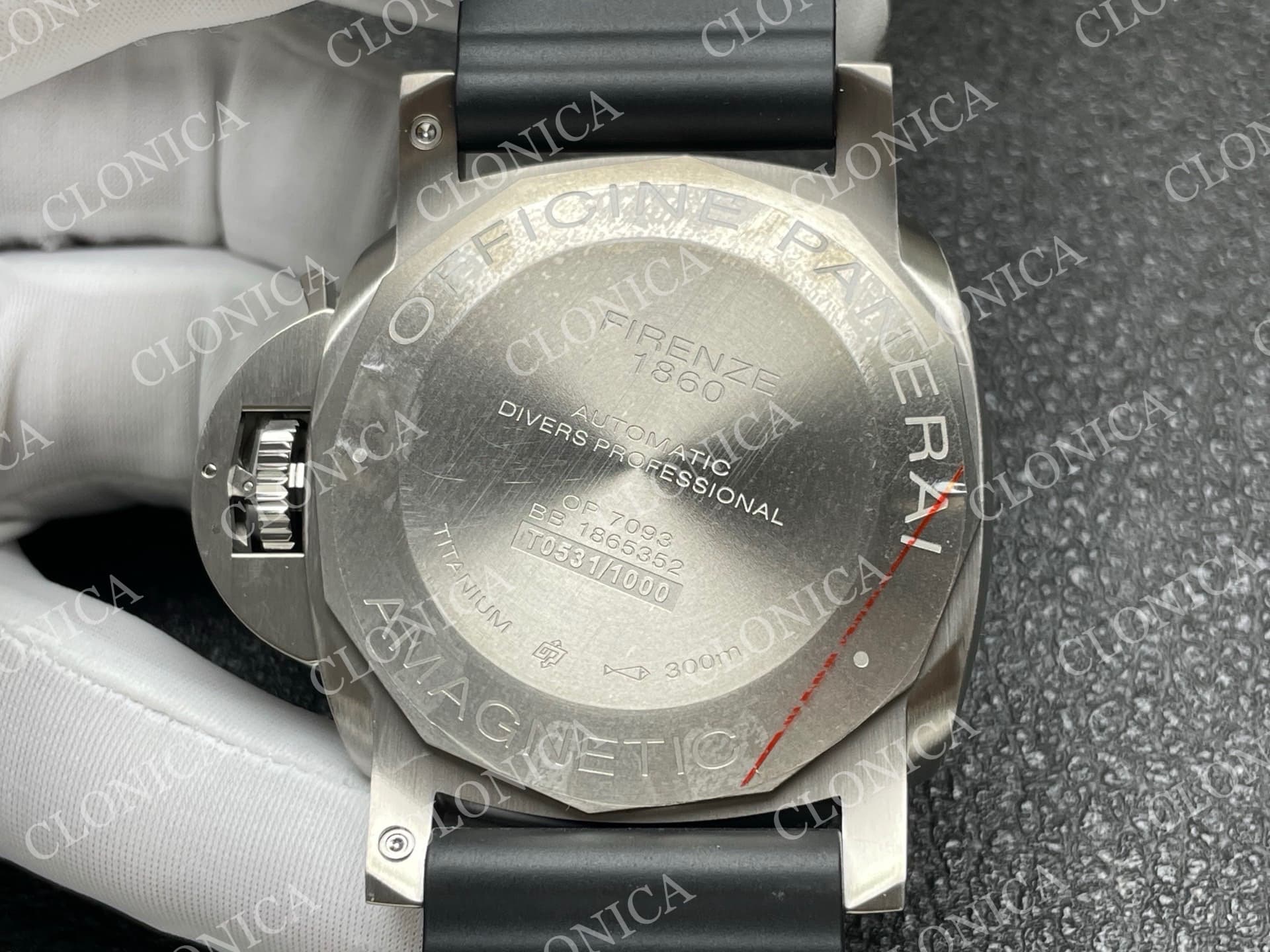 PAM1389 TITANIUM SUBMERSIBLE BLACK CERAMIC BEZEL BLACK DIAL ON BLACK RUBBER STRAP P.9010 CLONE — view 8