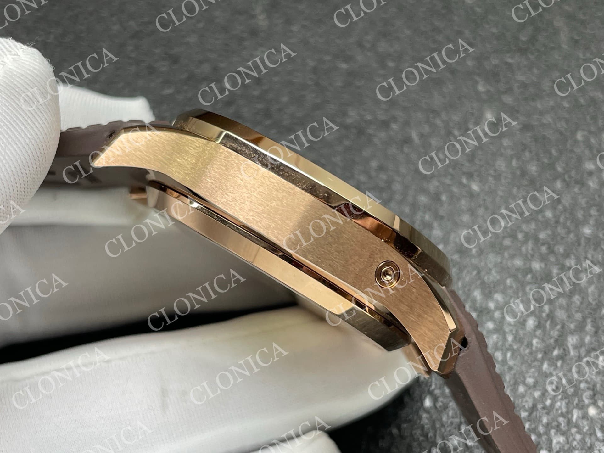 AQUANAUT 5968 RG BROWN DIAL ON BROWN RUBBER STRAP — view 9