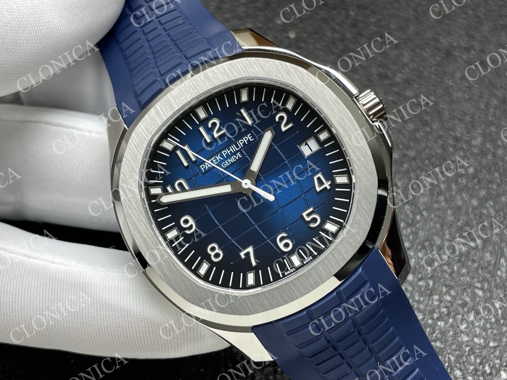 AQUANAUT 5167 SS BLUE DIAL ON BLUE STRAP — view 2