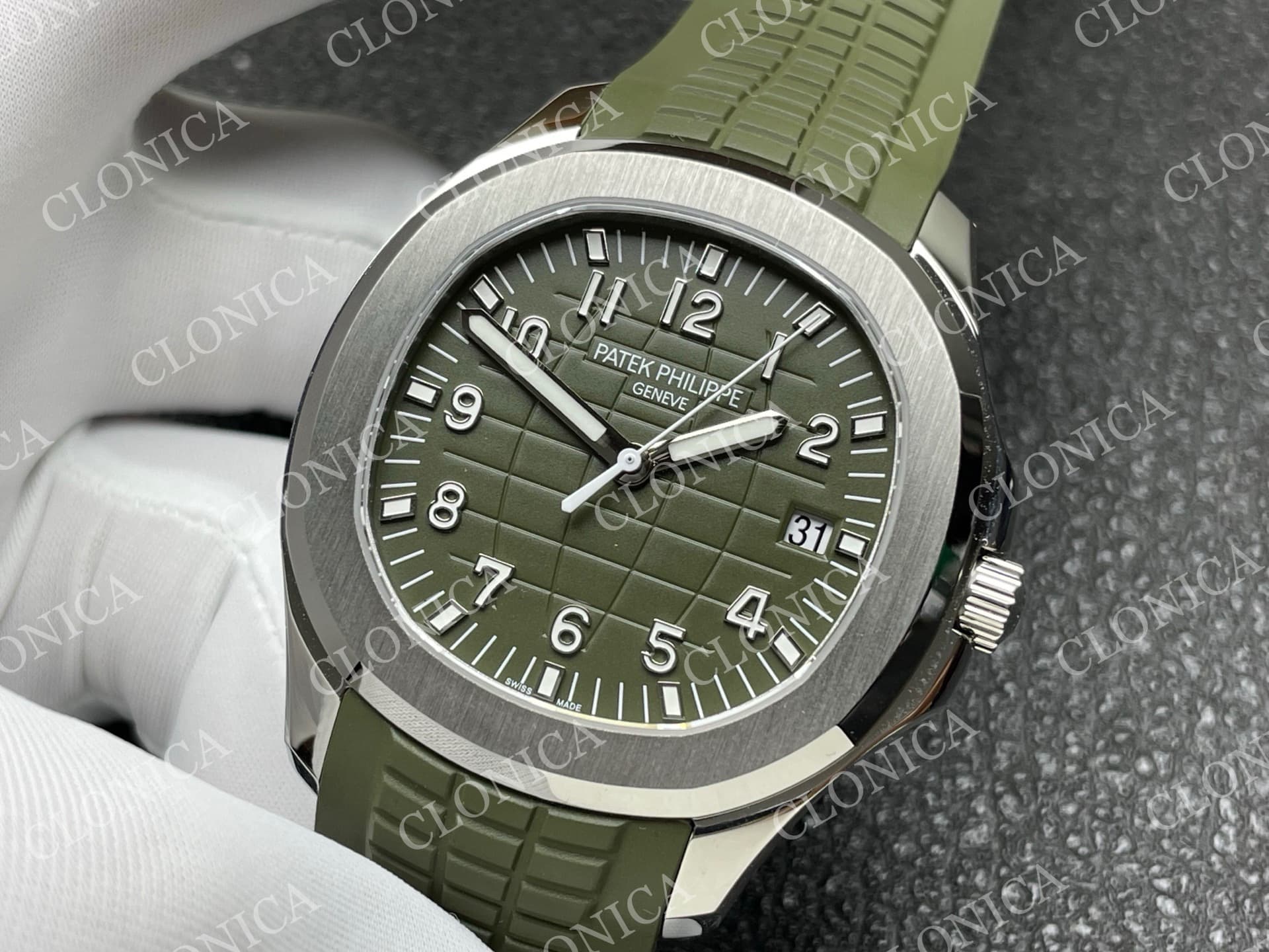 AQUANAUT 5167 SS GREEN DIAL ON GREEN STRAP — view 4