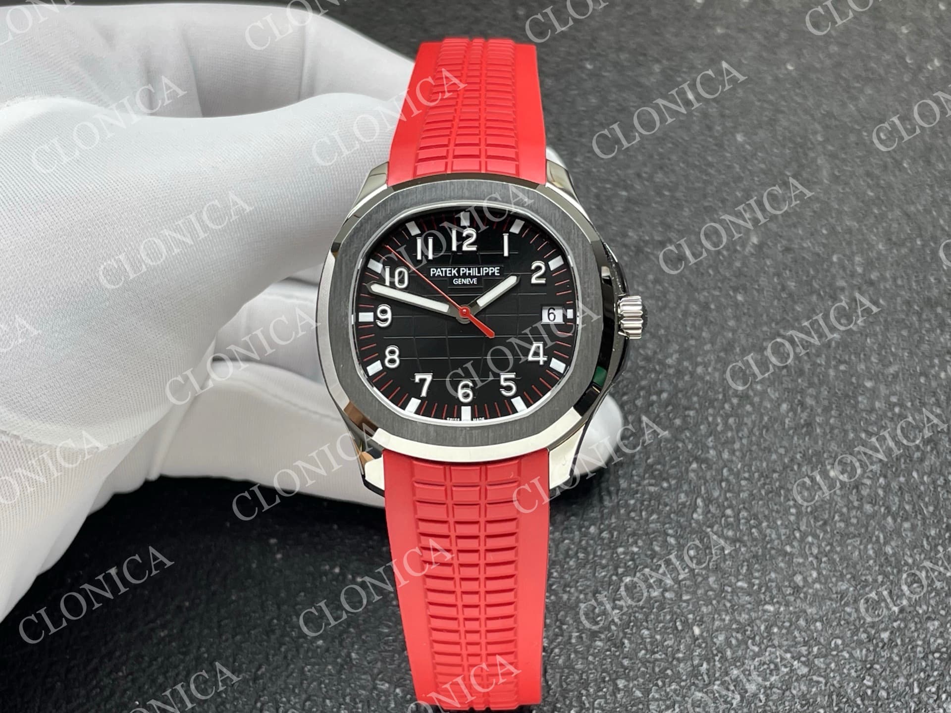 AQUANAUT 5167 SINGAPORE 2019 SS BLACK DIAL ON RED STRAP — view 1