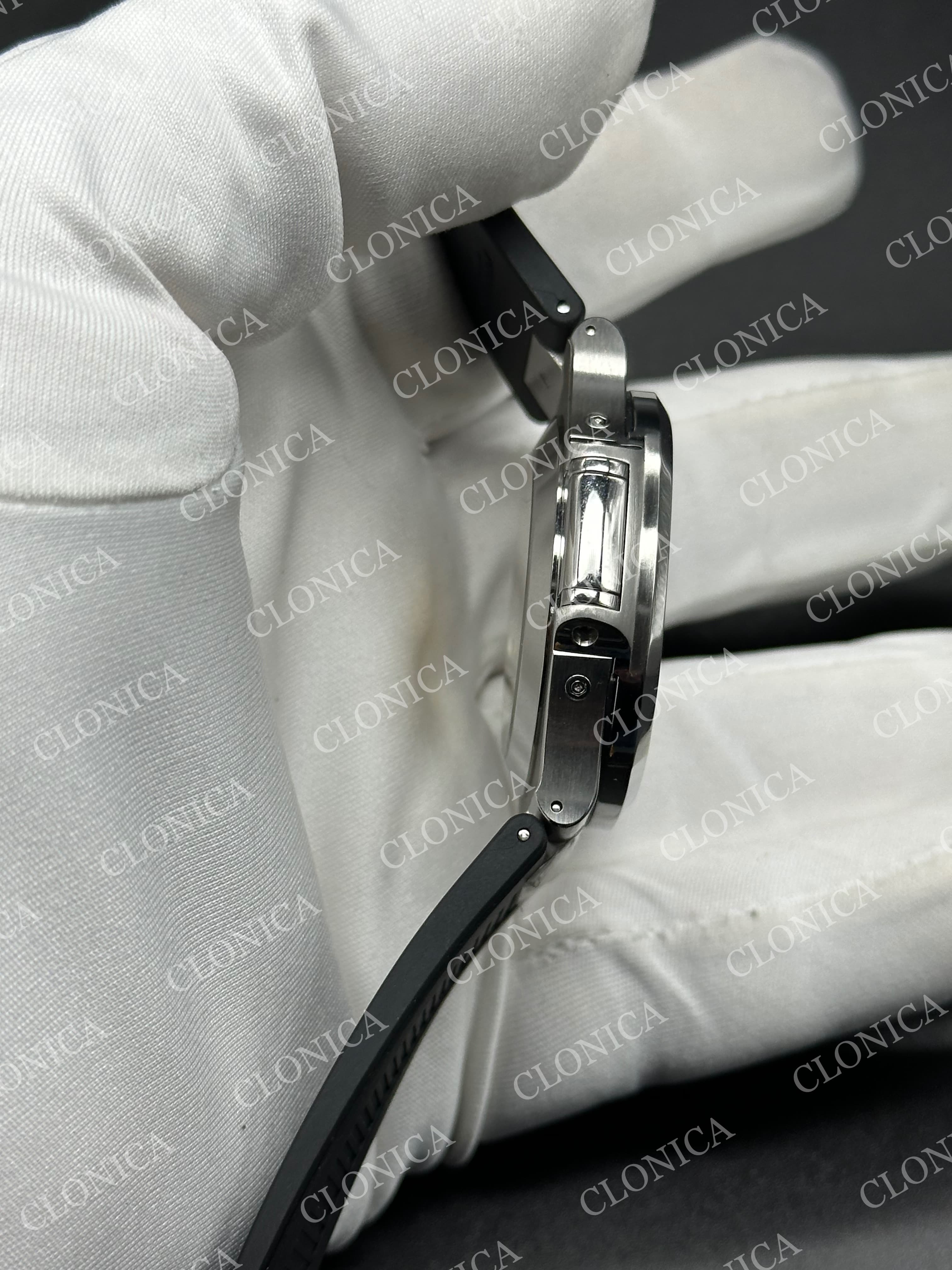 NAUTILUS 5726 FULL FUNCTION SS GRAY DIAL ON BLACK RUBBER STRAP — view 6