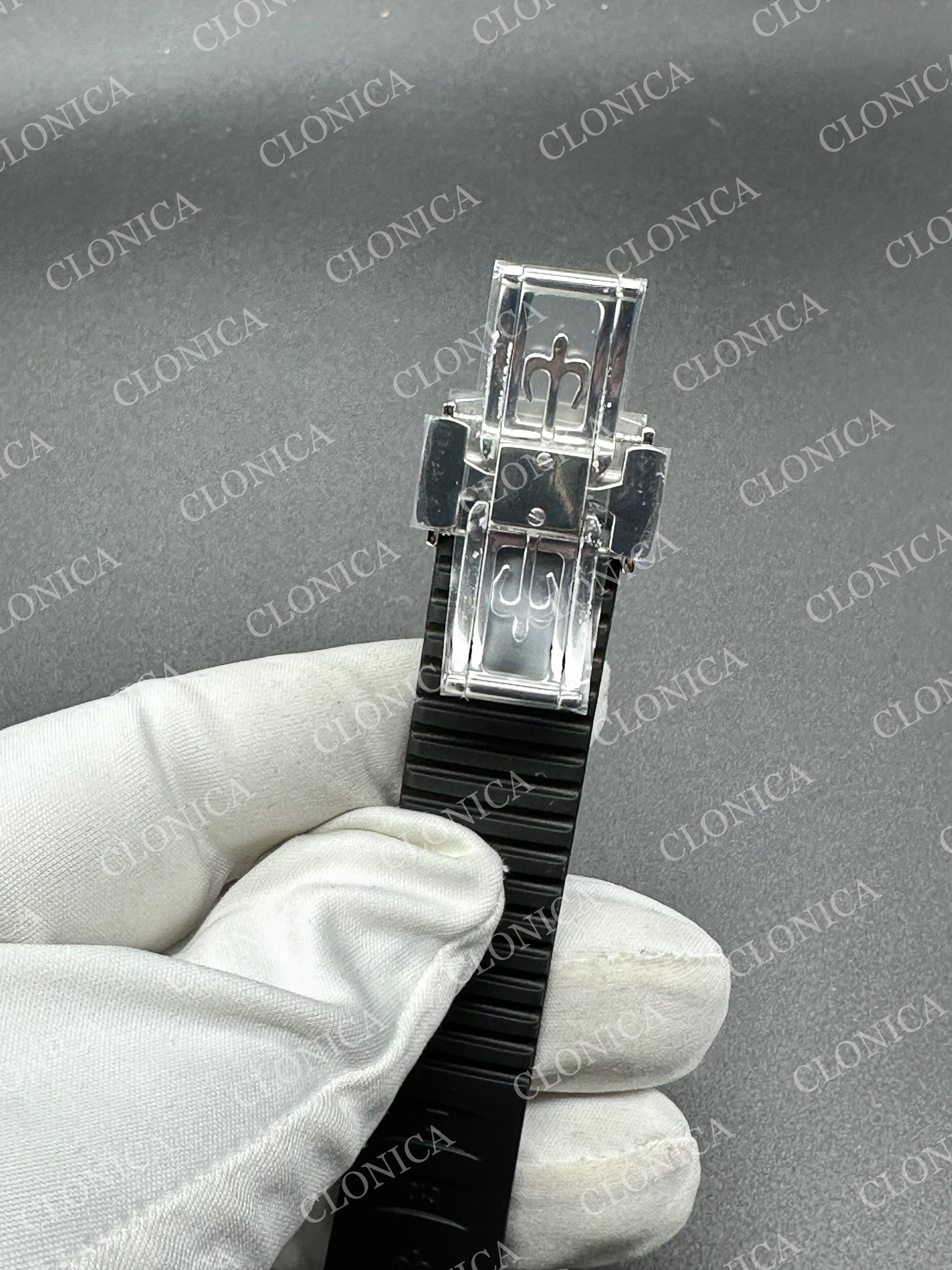 AQUANAUT 5164G SS BLACK DIAL ON BKACK RUBBER — view 7