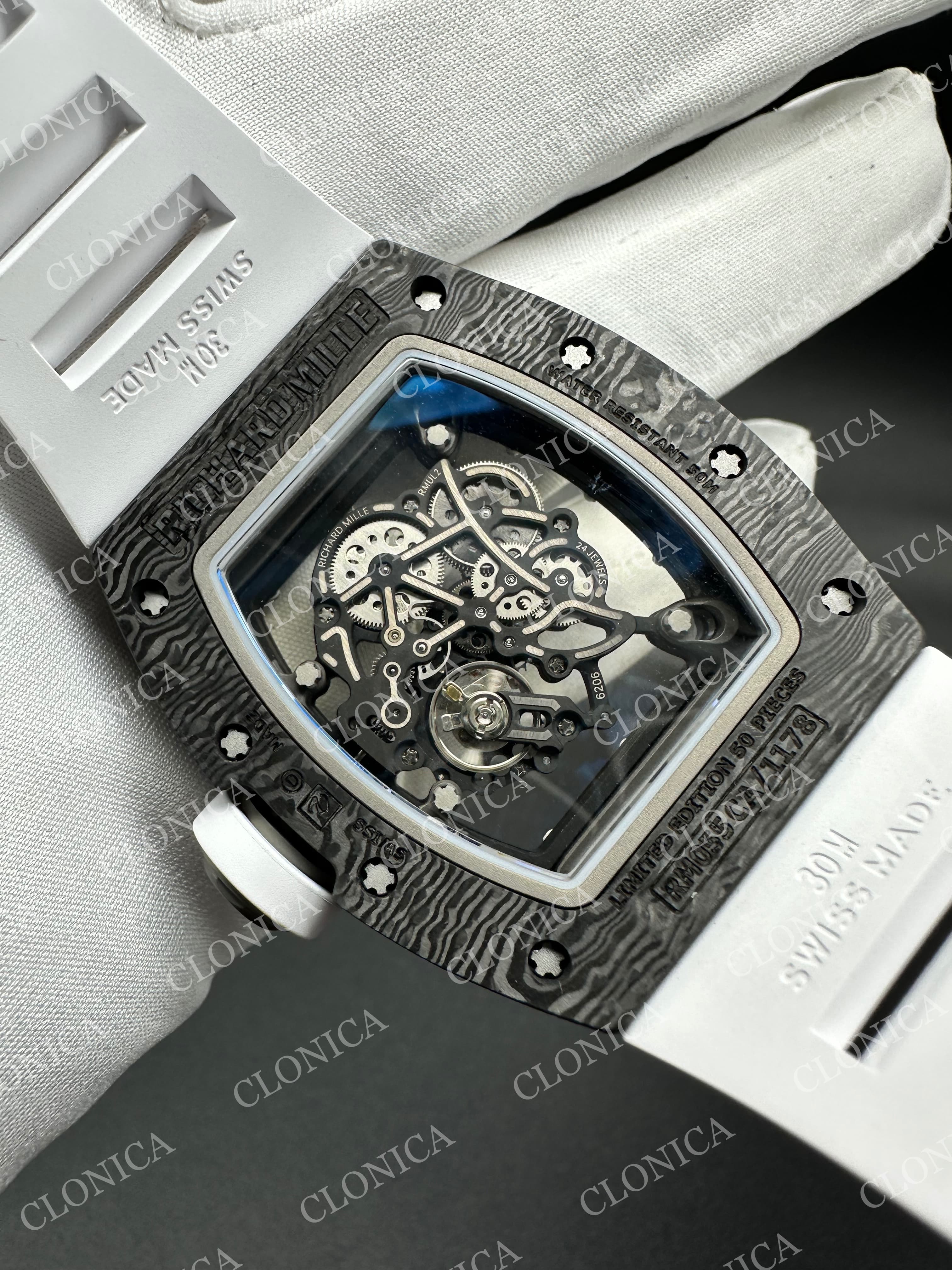RM055 NTPT CARBON WHITE/BLACK INNER BEZEL ON WHITE RUBBER STRAP RMUL2 — view 7
