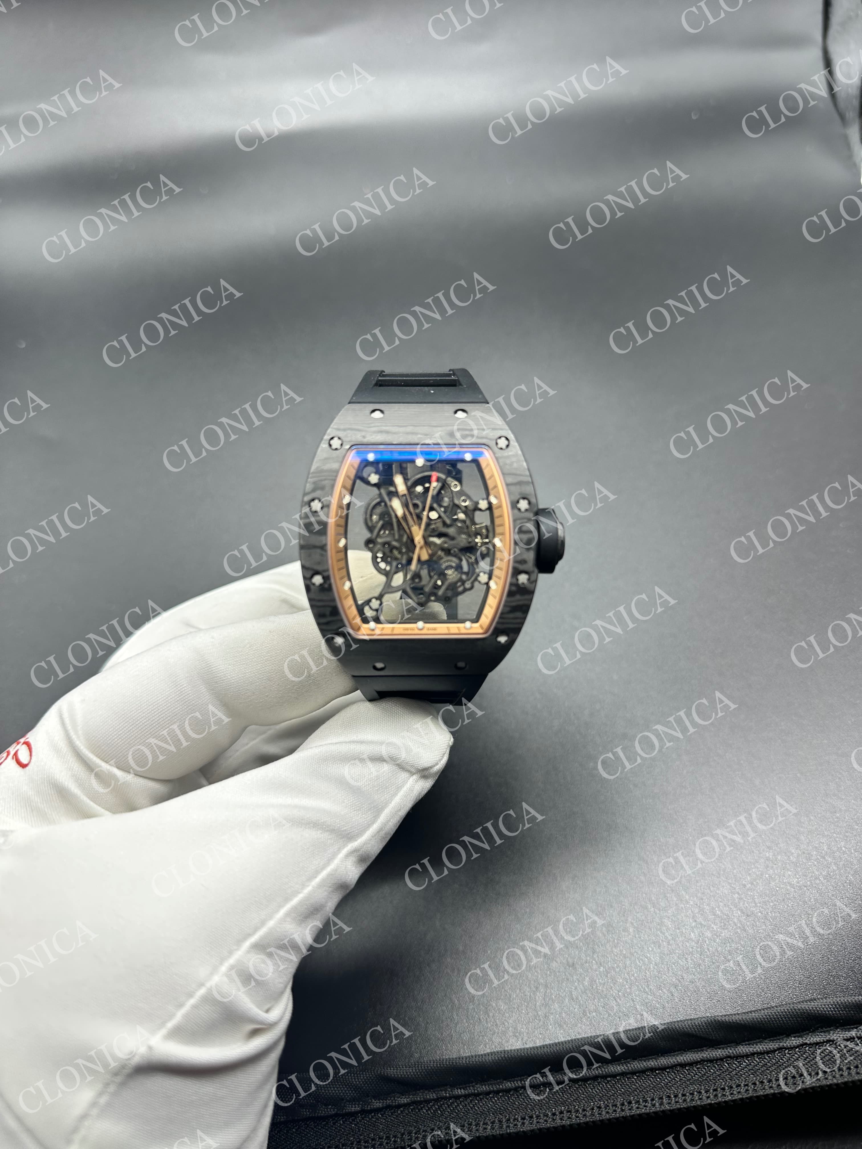 RM055 NTPT CARBON ROSE/BLACK INNER BEZEL ON BLACK RUBBER STRAP RMUL2 — view 1