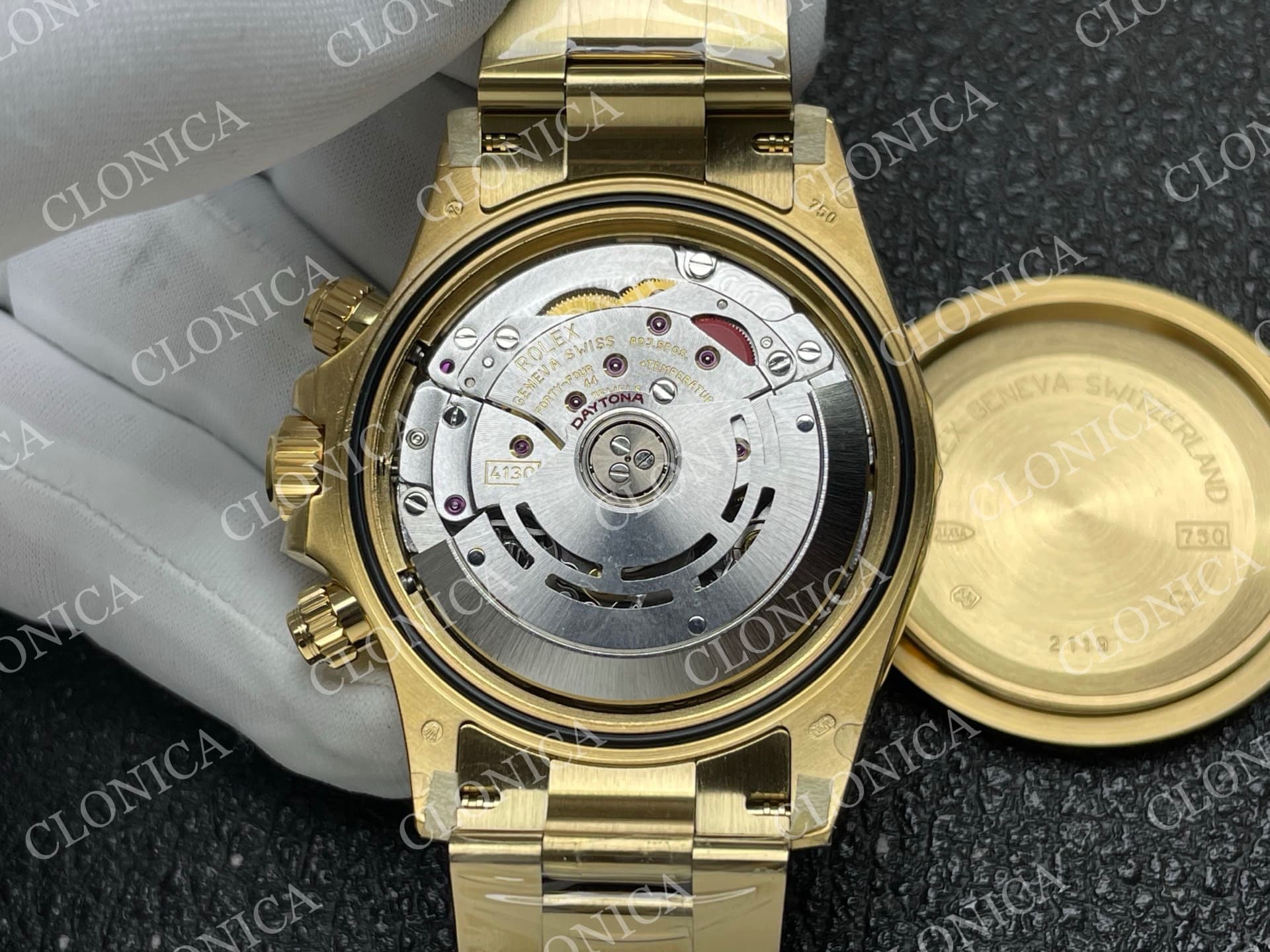 DAYTONA GAIN WEIGHT YG GREEN DIAL ON YG BRACELET 4130 — view 7