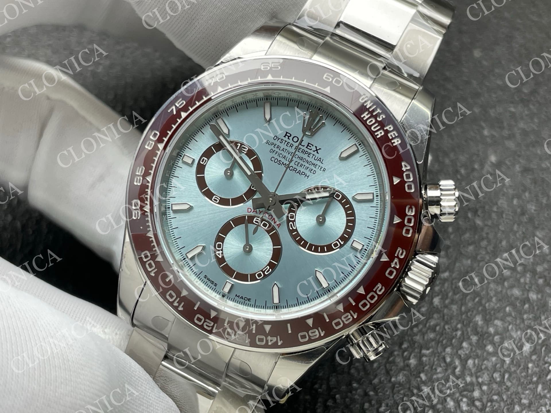 DAYTONA 126506 GAIN WEIGHT ICE BLUE DIAL STICK MARKERS ON BRACELET — view 4