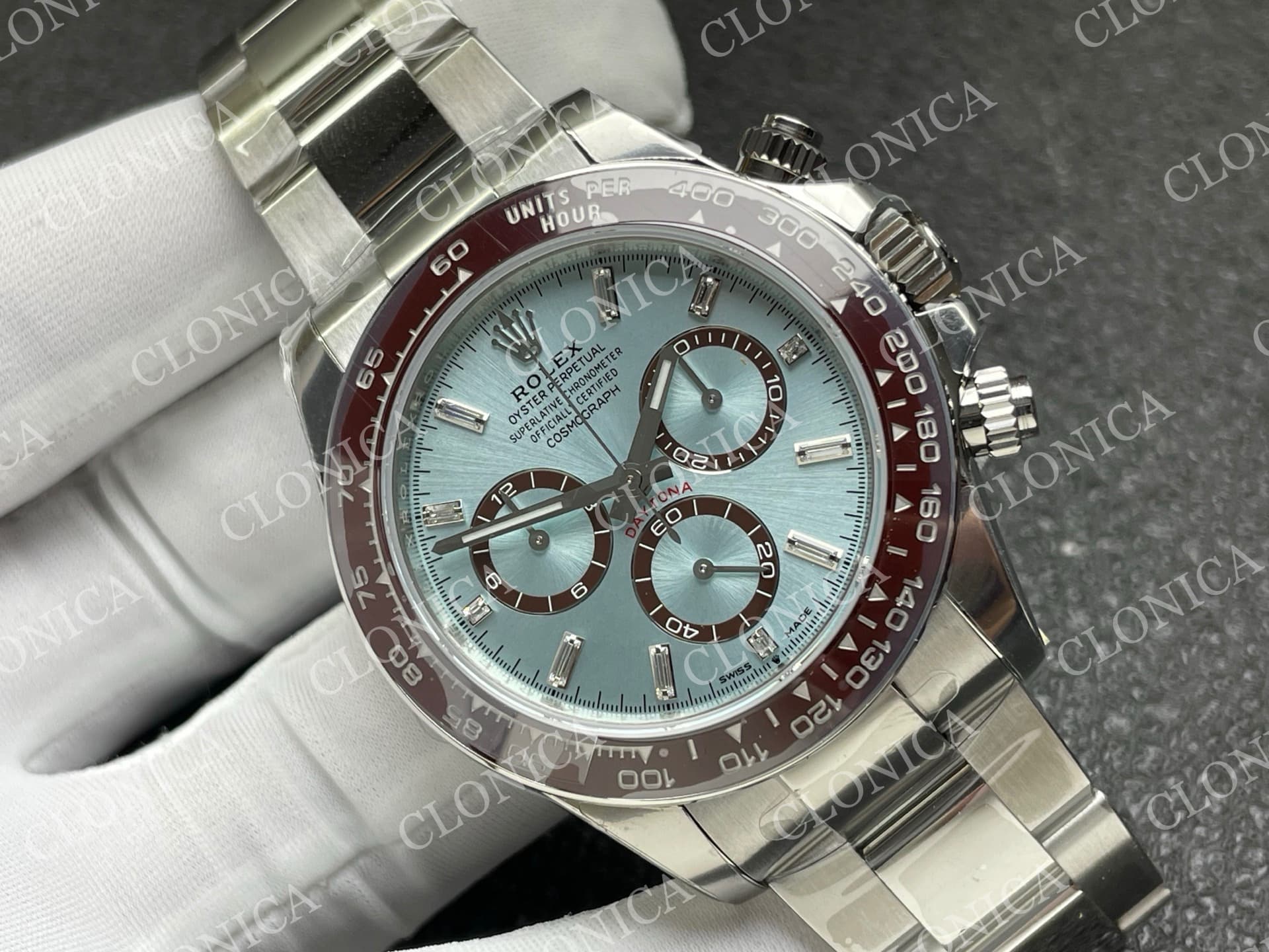 DAYTONA 126506 GAIN WEIGHT ICE BLUE DIAL STICK MARKERS ON BRACELET — view 2