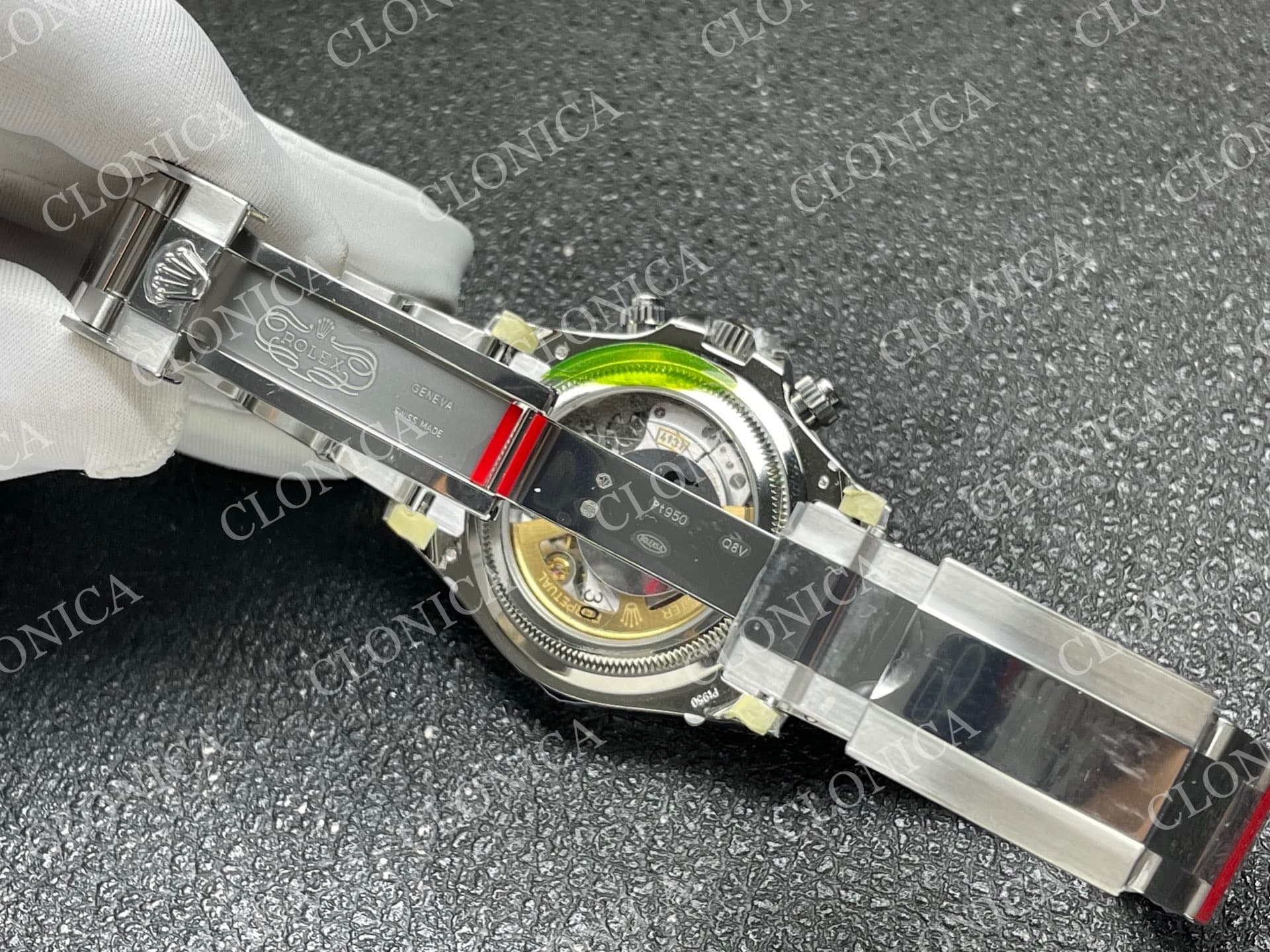 DAYTONA 126506 GAIN WEIGHT ICE BLUE DIAL STICK MARKERS ON BRACELET — view 5