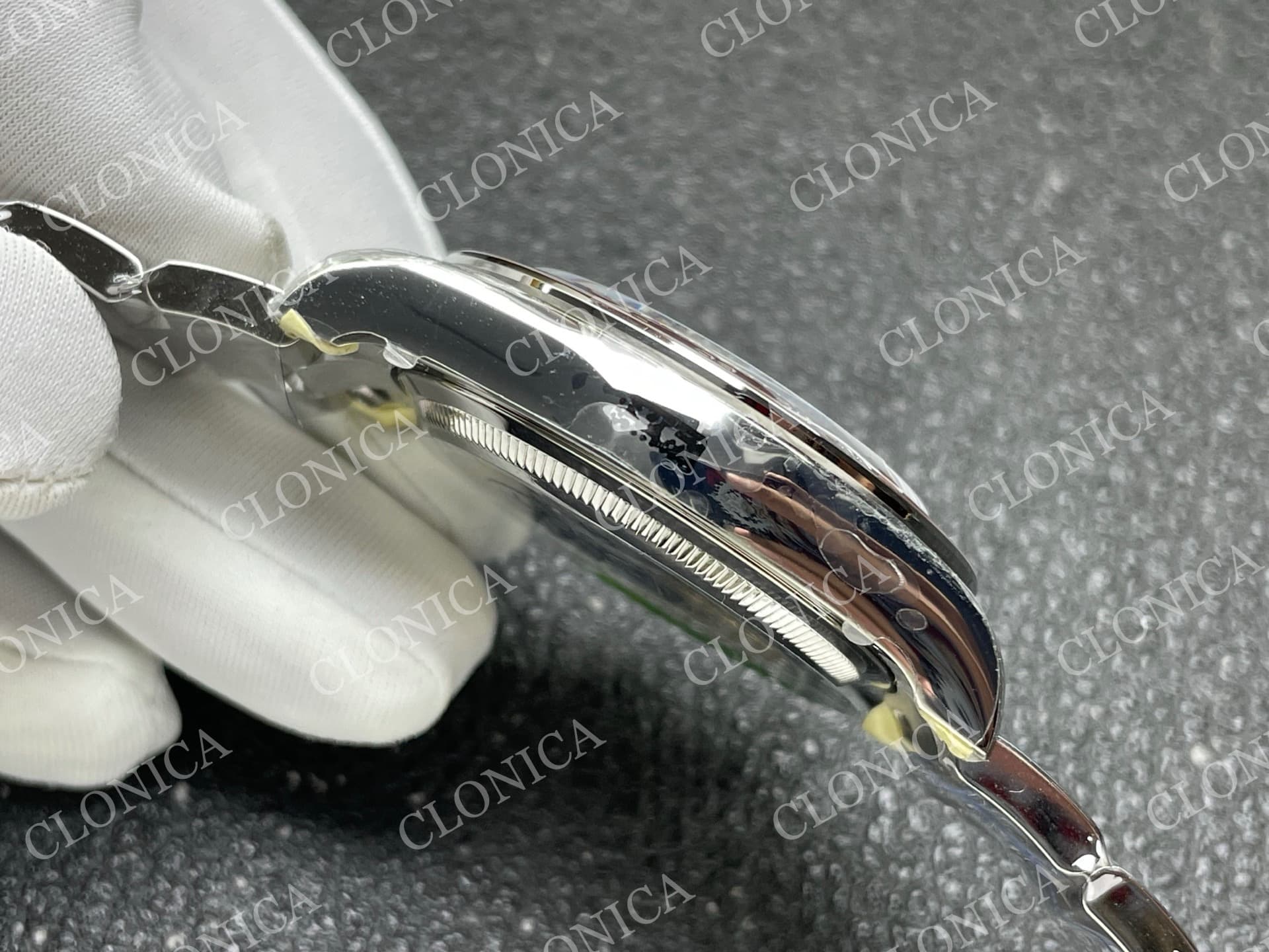 DAYTONA 126506 GAIN WEIGHT ICE BLUE DIAL STICK MARKERS ON BRACELET — view 8