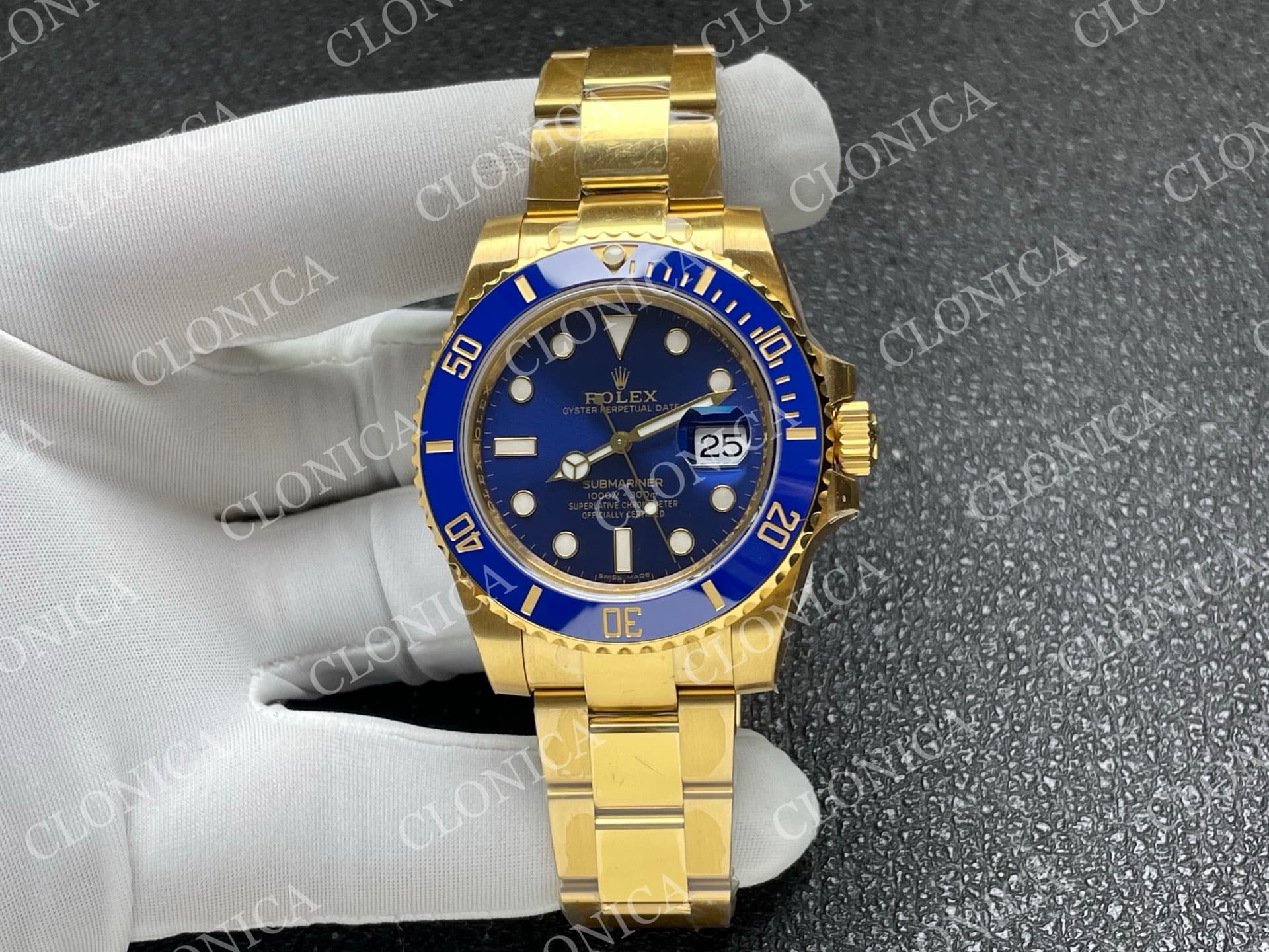 SUBMARINER 116610 40MM BLUE CERAMIC 904L YG BLUE DIAL — view 1