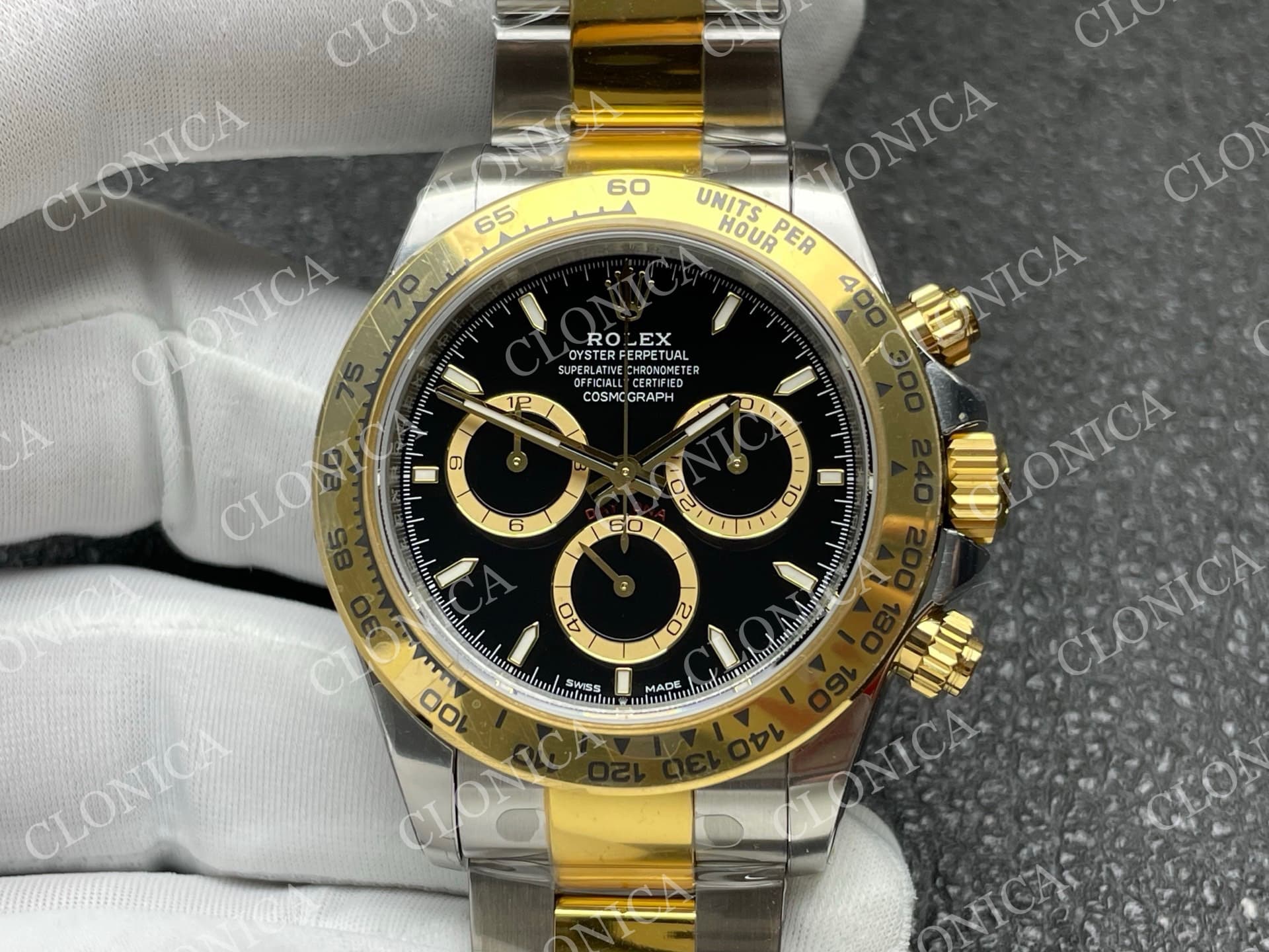 DAYTONA 126503 SS/YG GAIN WEIGHT BLACK DIAL ON OYSTER BRACELET — view 3