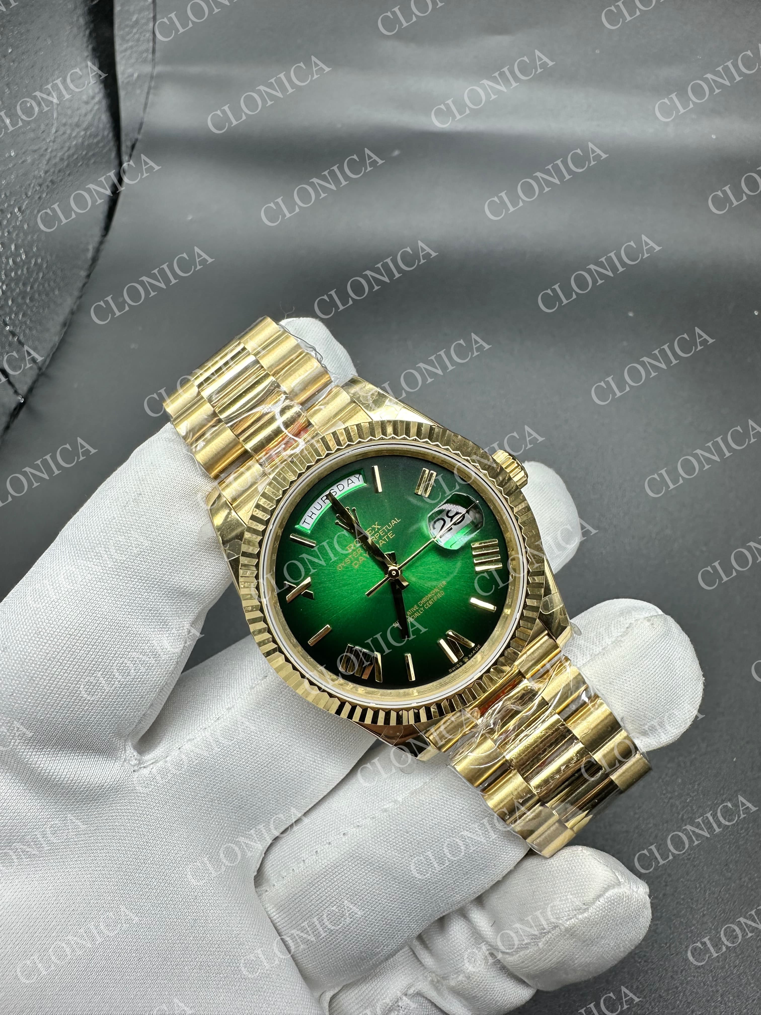 DAY DATE 228238 40MM GAIN WEIGHT GREEN OMBRE DIAL ROMAN MARKER ON YG PRESIDENT BRACELET — view 2