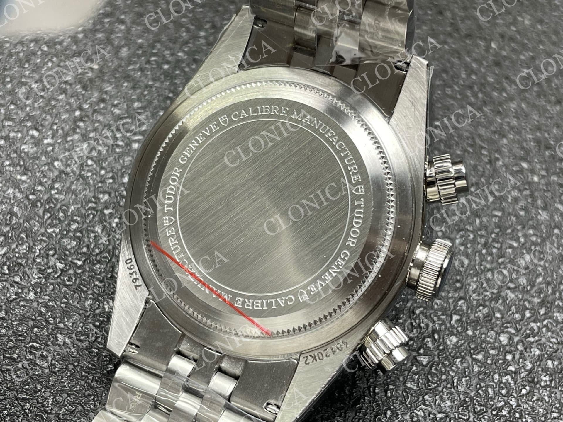 BLACK BAY CHRONO SS BLACK/WHITE DIAL ON SS BRACELET A7750 — view 8