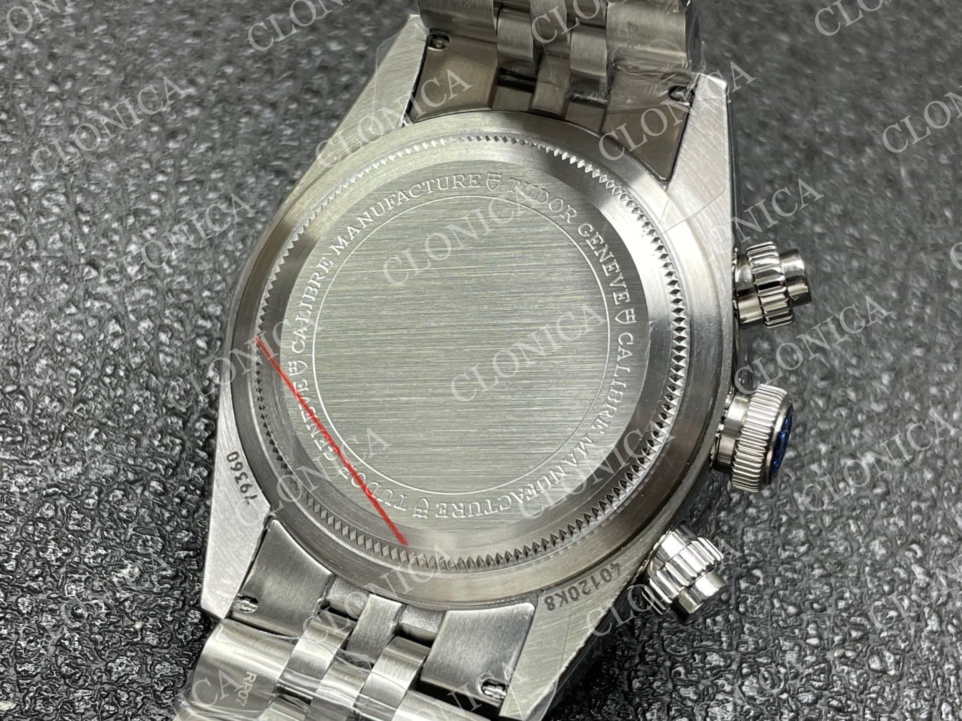 BLACK BAY CHRONO SS WHITE/BLACK DIAL ON SS BRACELET A7750 — view 8