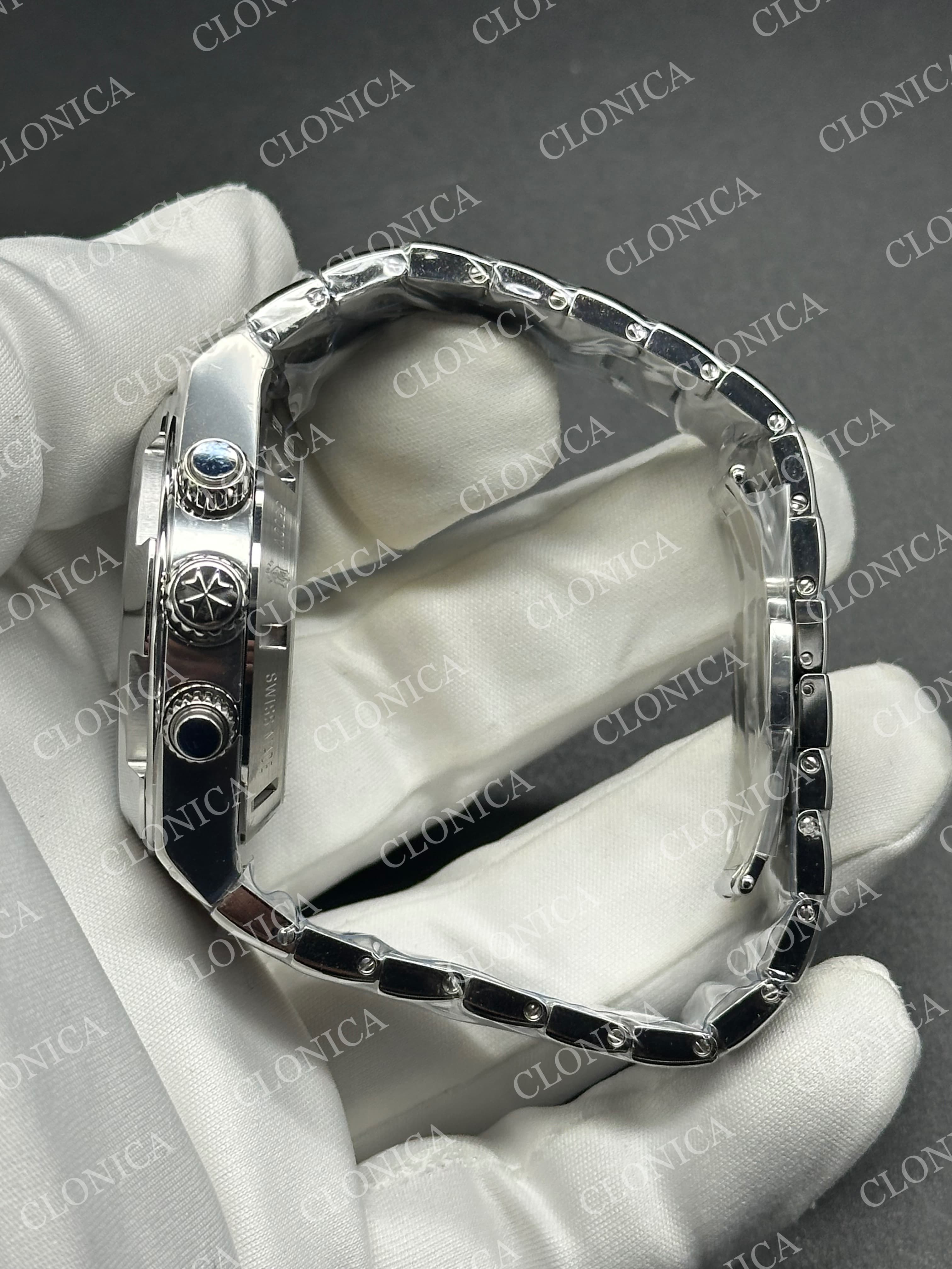 OVERSEAS 4520V SS BLACK/WHITE DIAL ON SS BRACELET A7750 — view 4