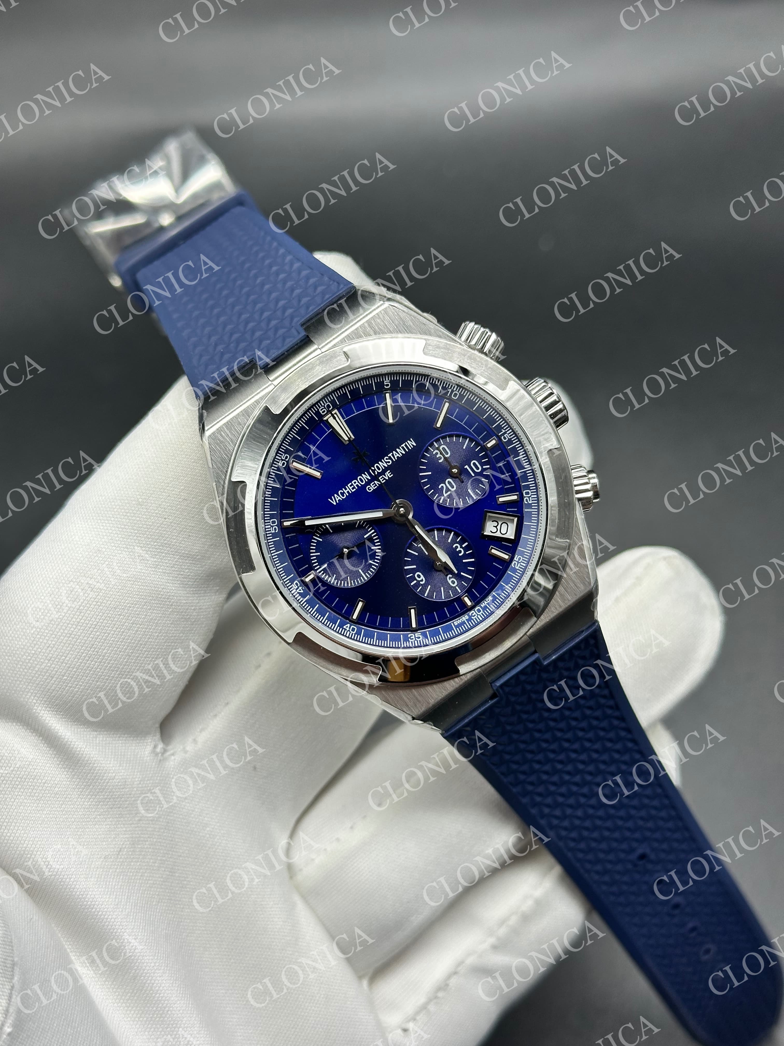 OVERSEAS 4520V SS BLUE DIAL ON BLUE RUBBER STRAP A7750 — view 2